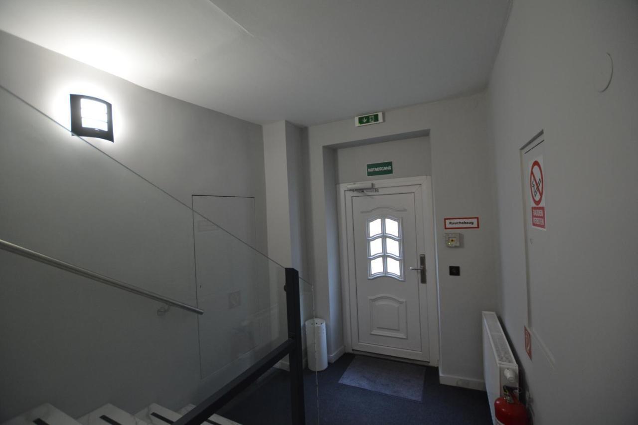 Stadthotel Das فيلاخ المظهر الخارجي الصورة