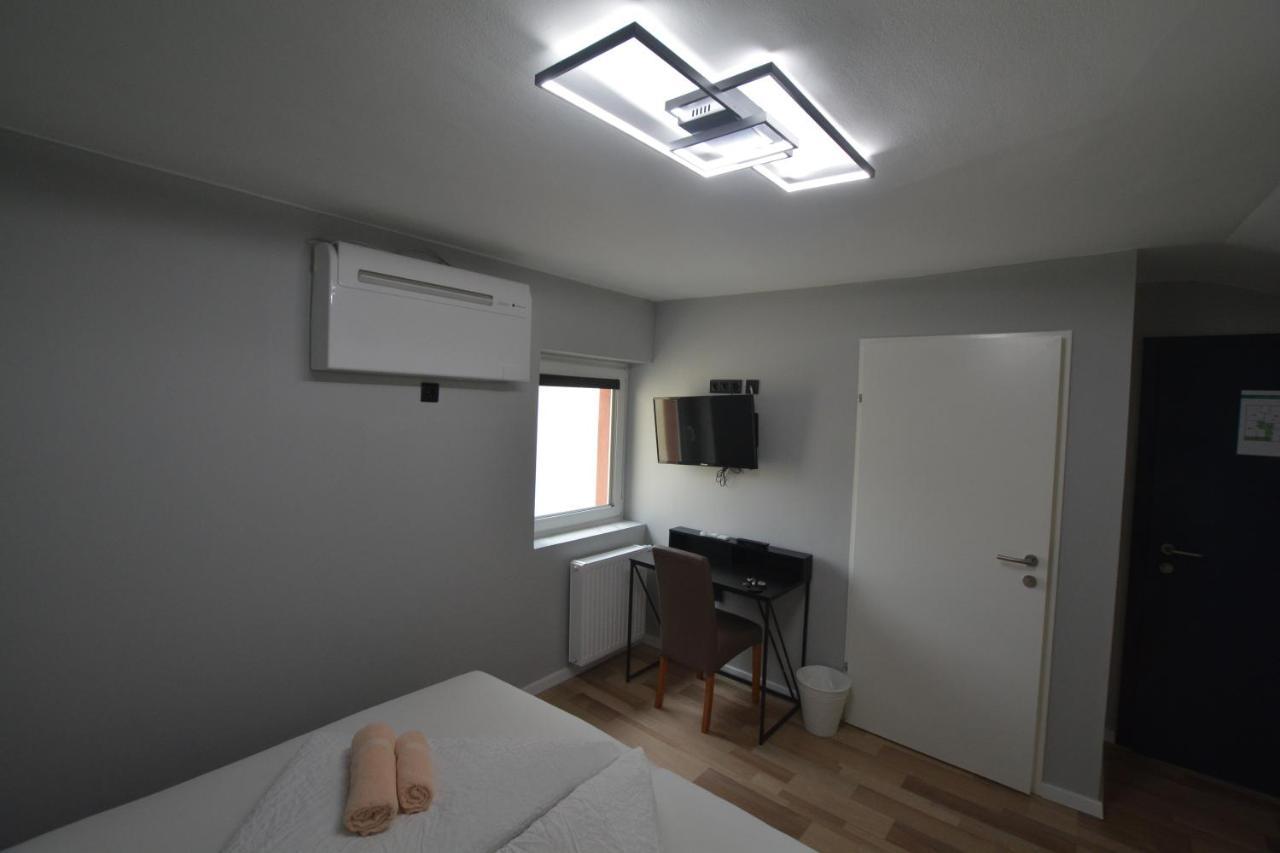 Stadthotel Das فيلاخ المظهر الخارجي الصورة