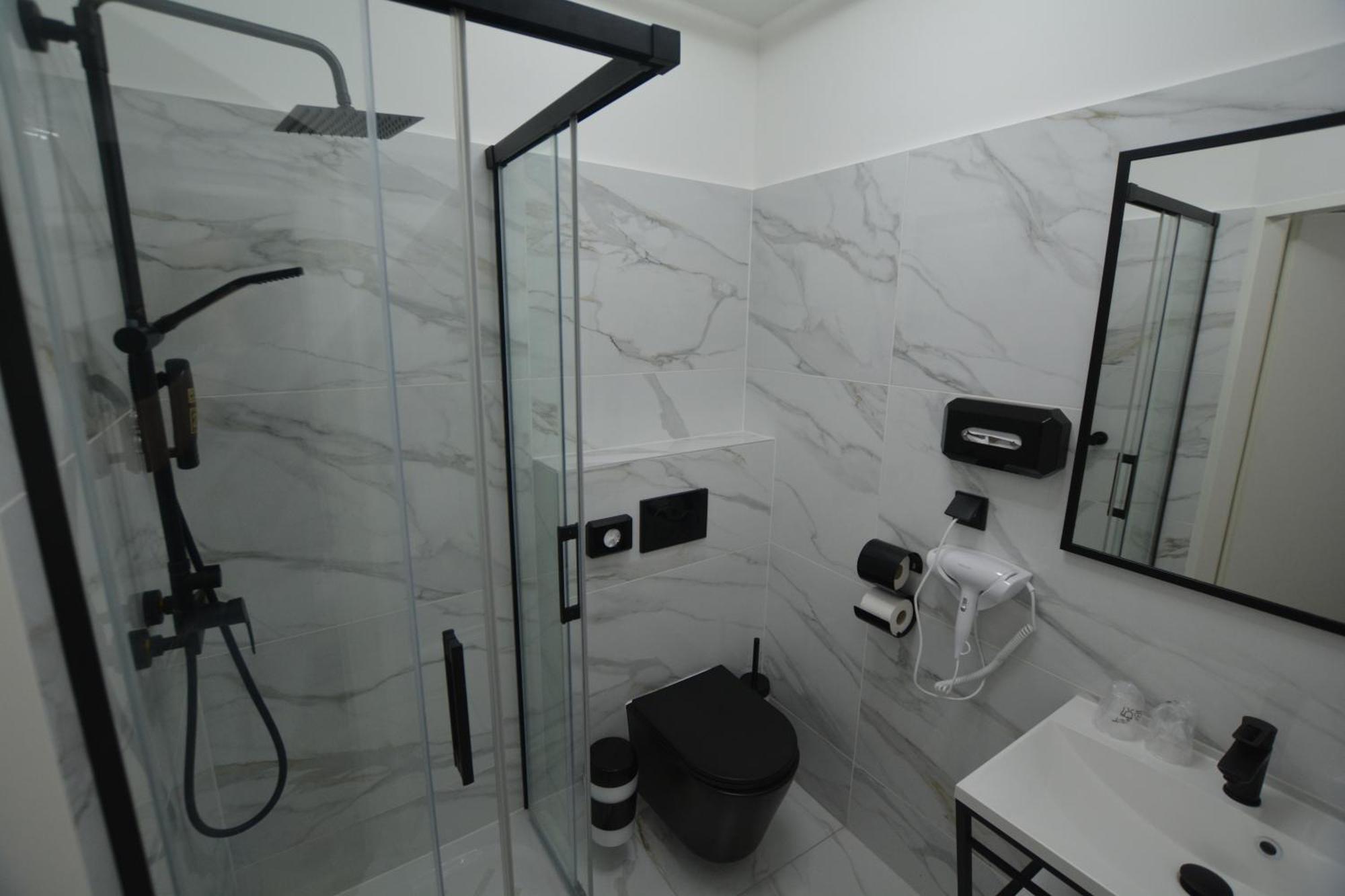 Stadthotel Das فيلاخ المظهر الخارجي الصورة